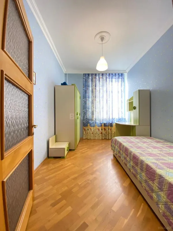 Kirayə verilir 3 otaqlı mənzil 90 m²