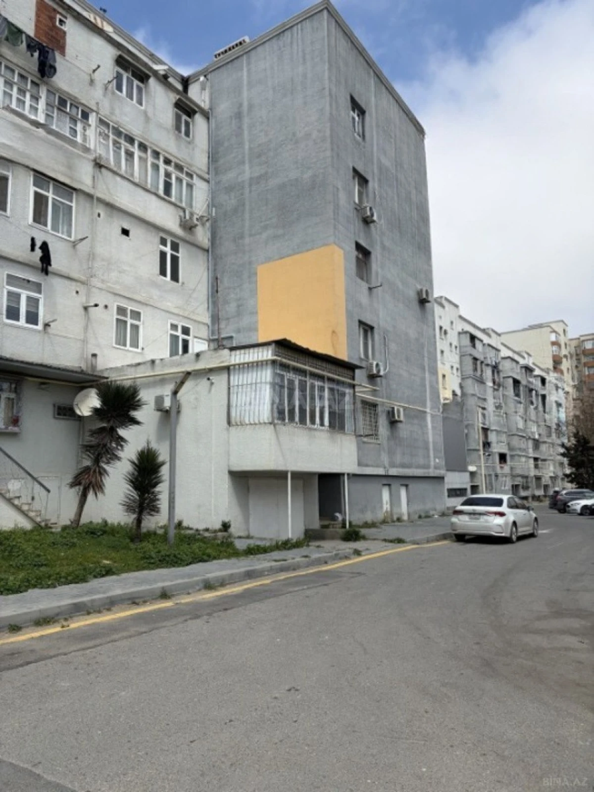 Satılır 2 otaqlı mənzil 52 m²