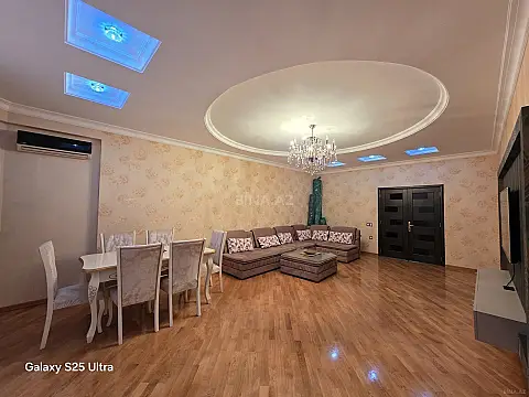 Kirayə verilir 2 otaqlı mənzil 110 m²