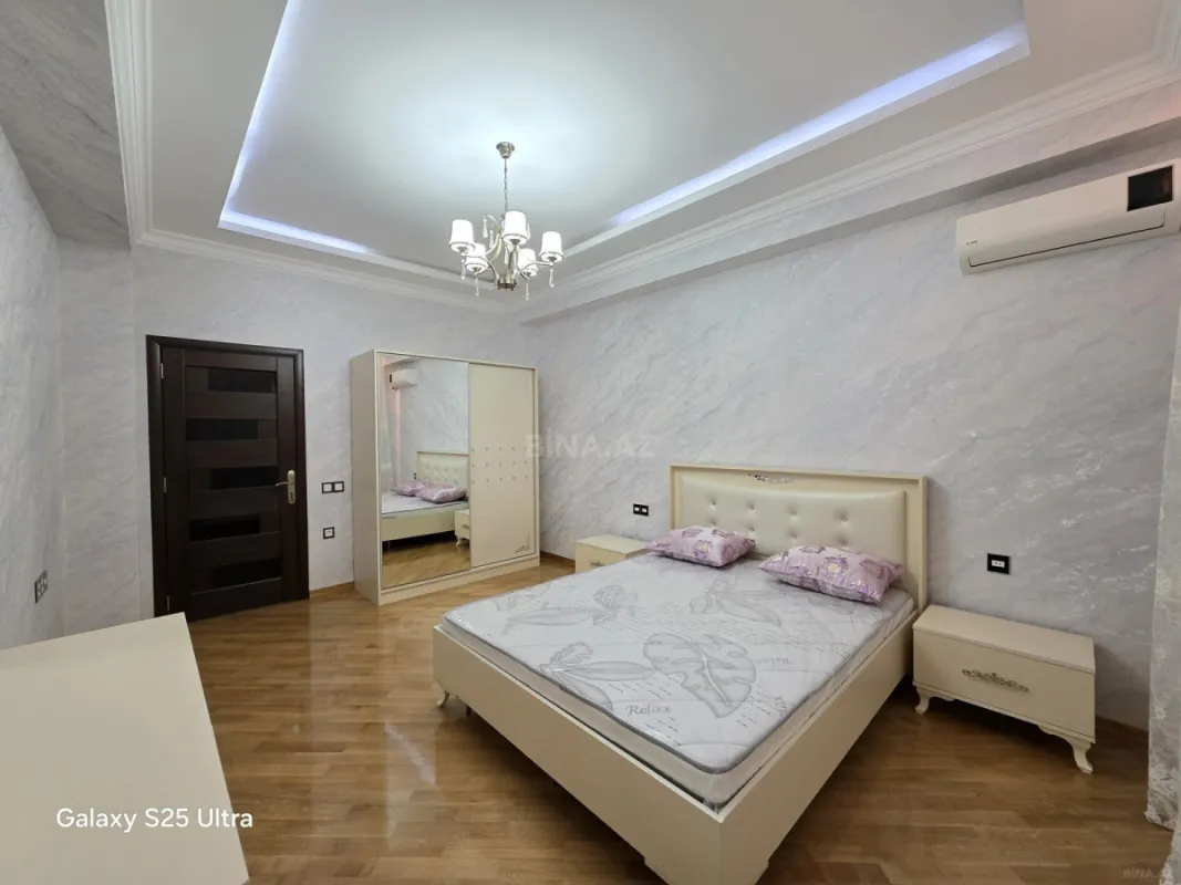Kirayə verilir 2 otaqlı mənzil 110 m²