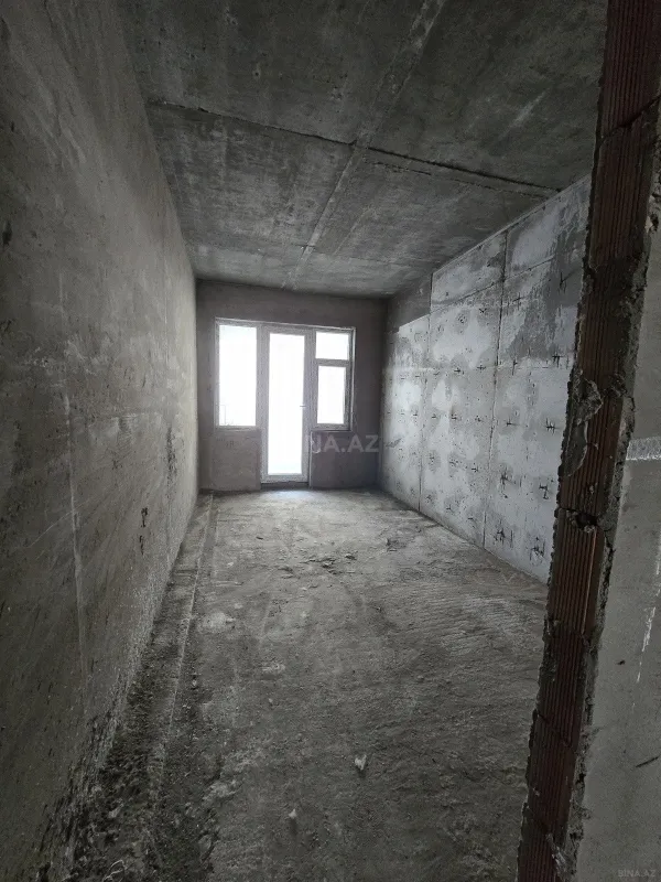 Satılır 1 otaqlı mənzil 65 m²