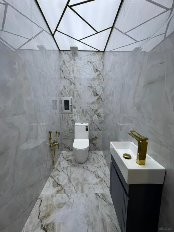 Satılır 3 otaqlı mənzil 110 m²