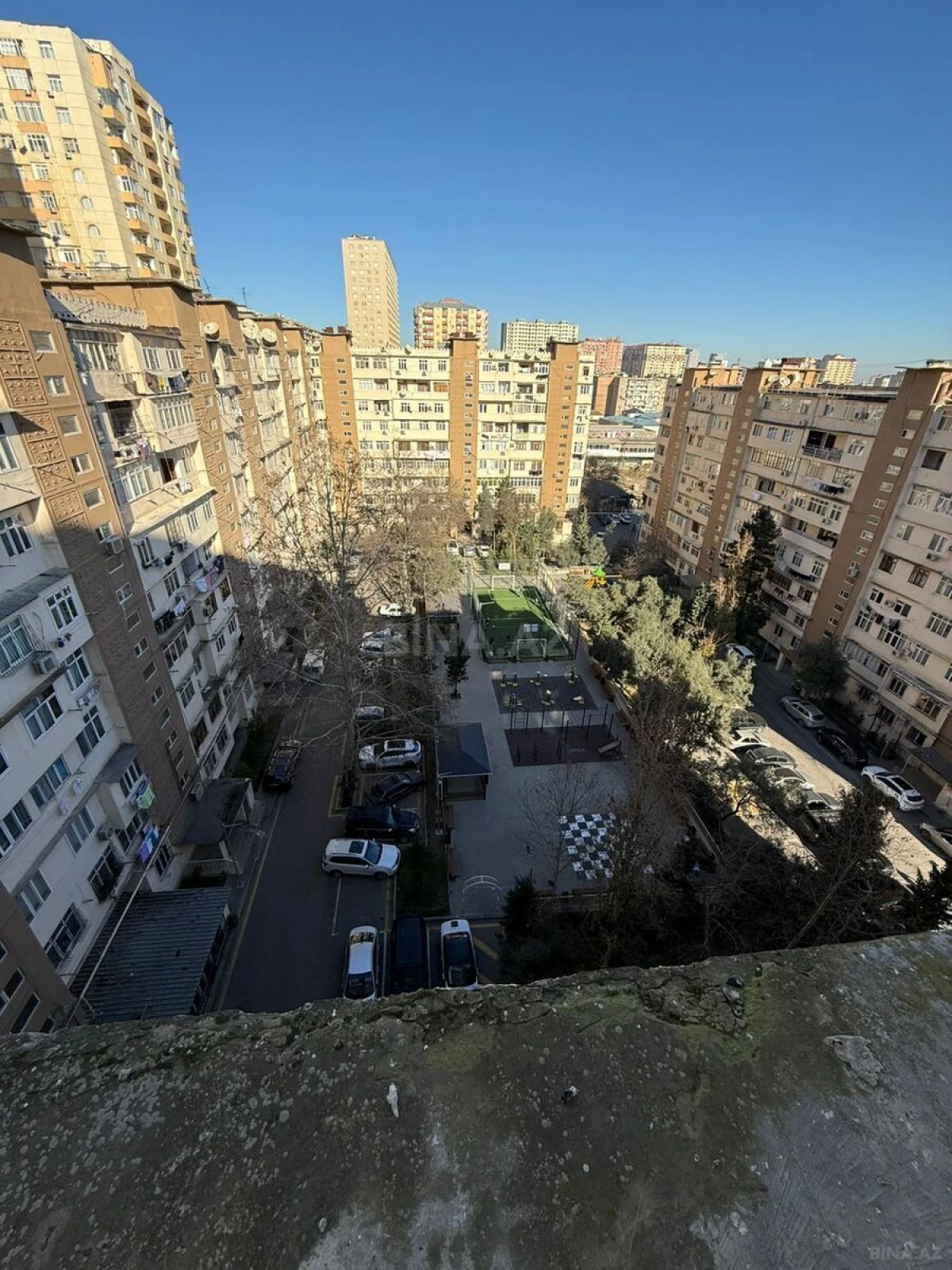 Satılır 4 otaqlı mənzil 80 m²