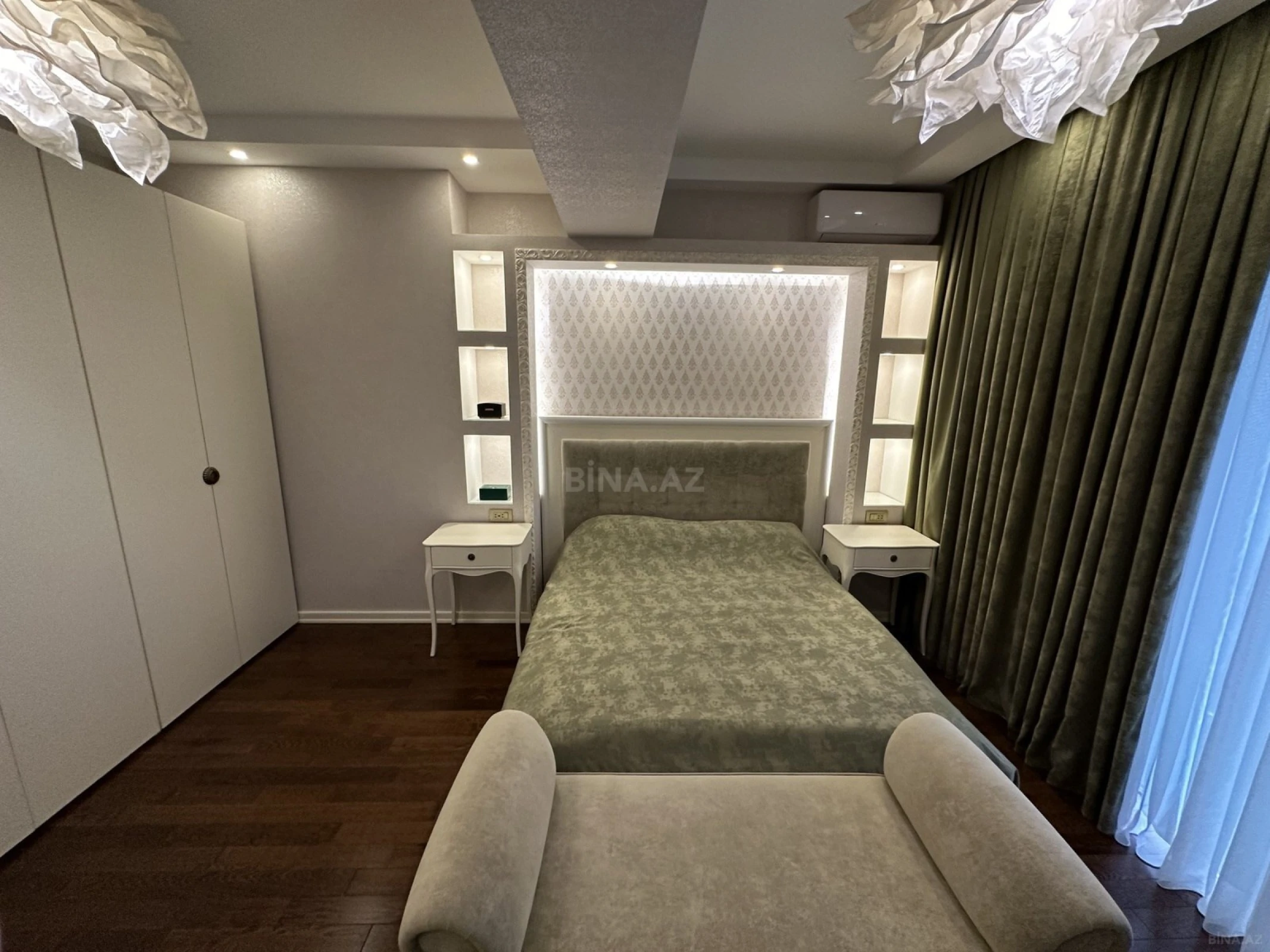 Satılır 3 otaqlı mənzil 97 m²