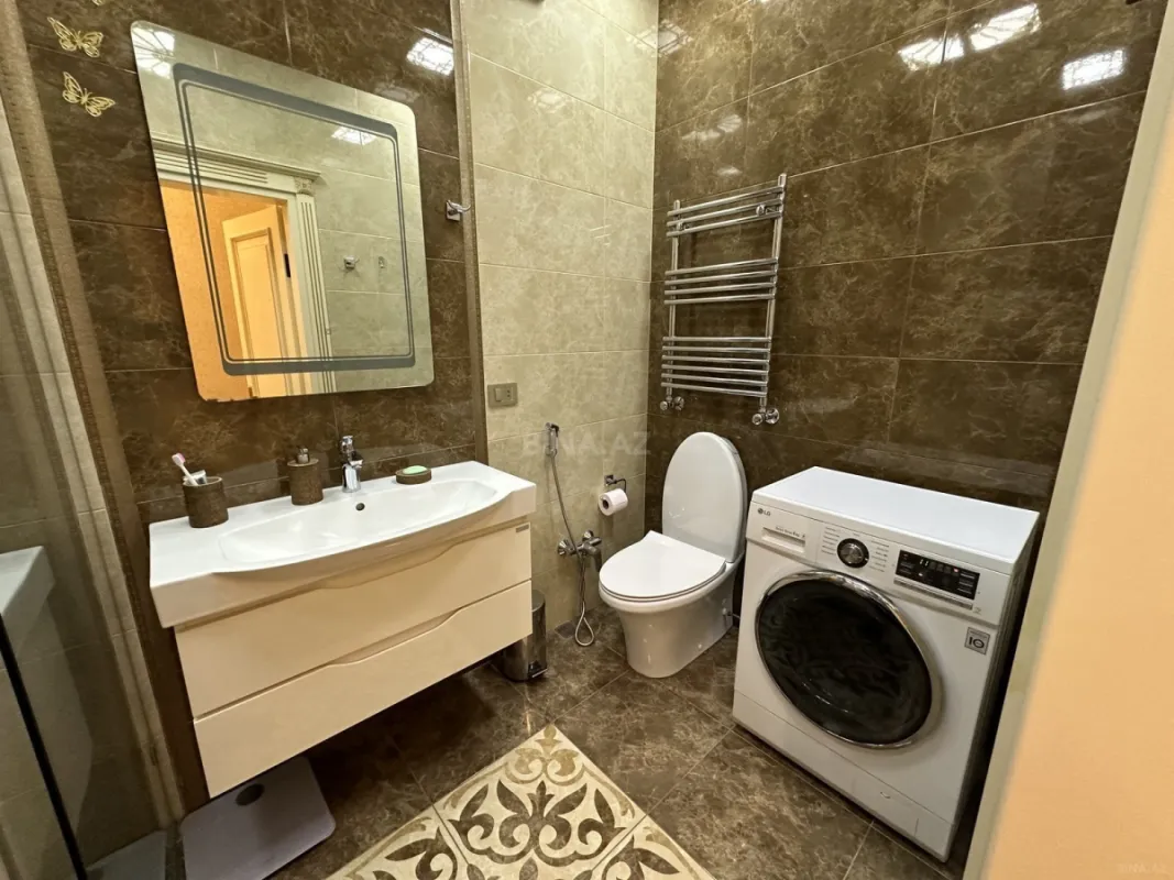 Satılır 3 otaqlı mənzil 97 m²