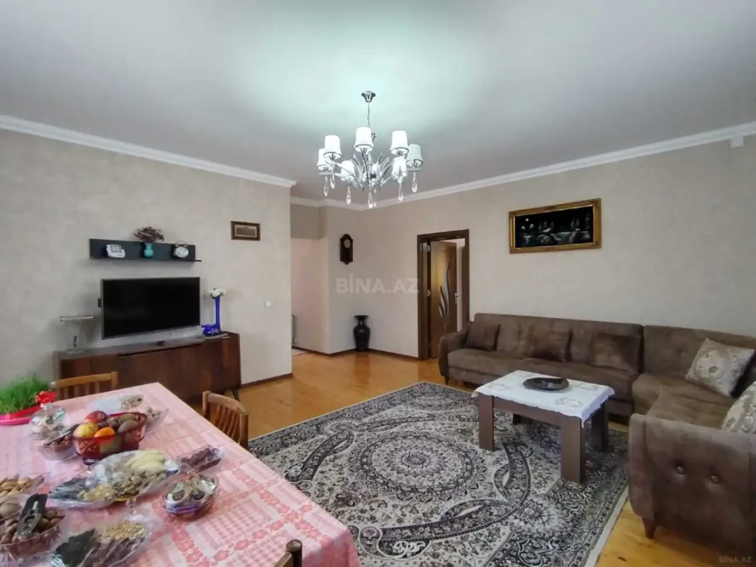 Satılır 6 otaqlı həyət evi 160 m²