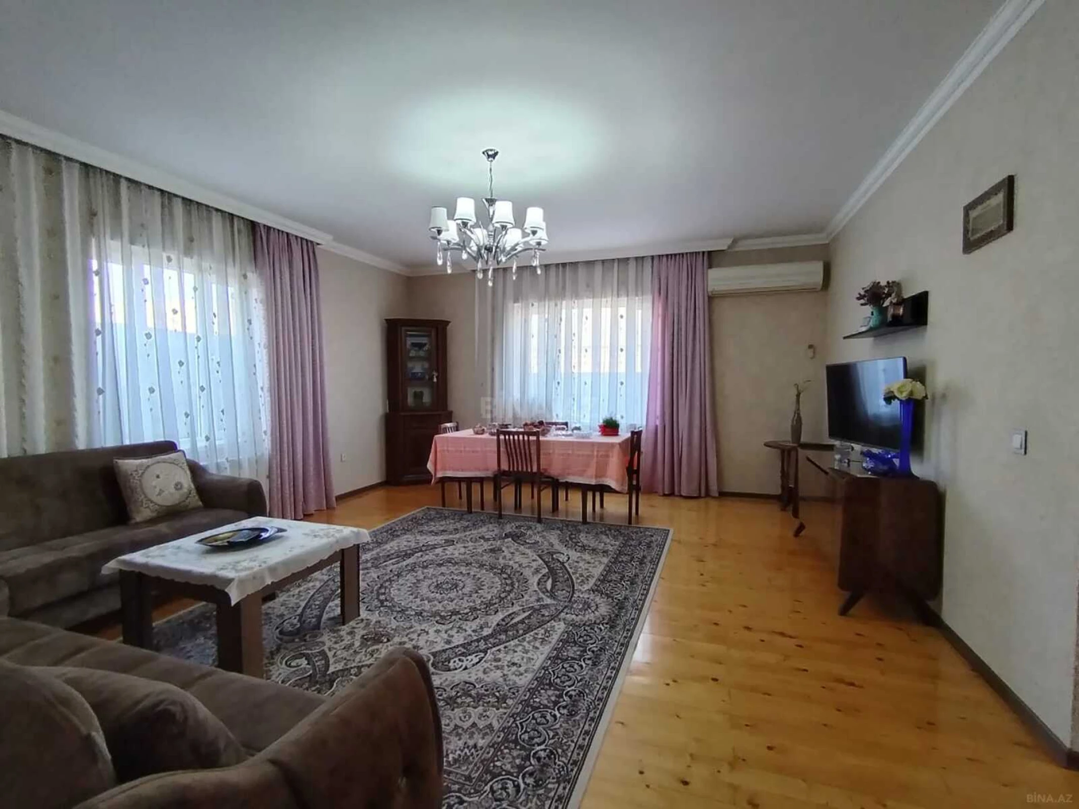 Satılır 6 otaqlı həyət evi 160 m²