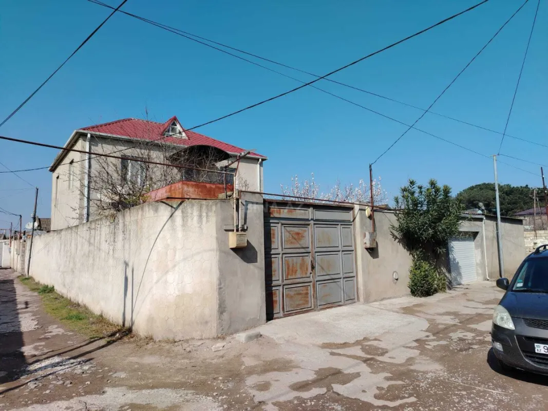 Satılır 6 otaqlı həyət evi 160 m²