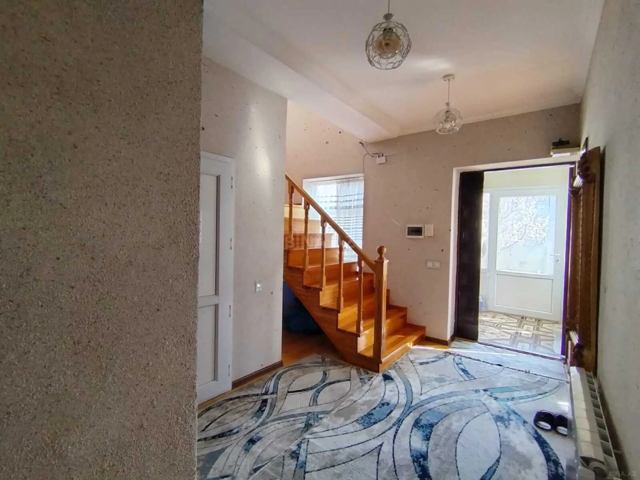 Satılır 6 otaqlı həyət evi 160 m²