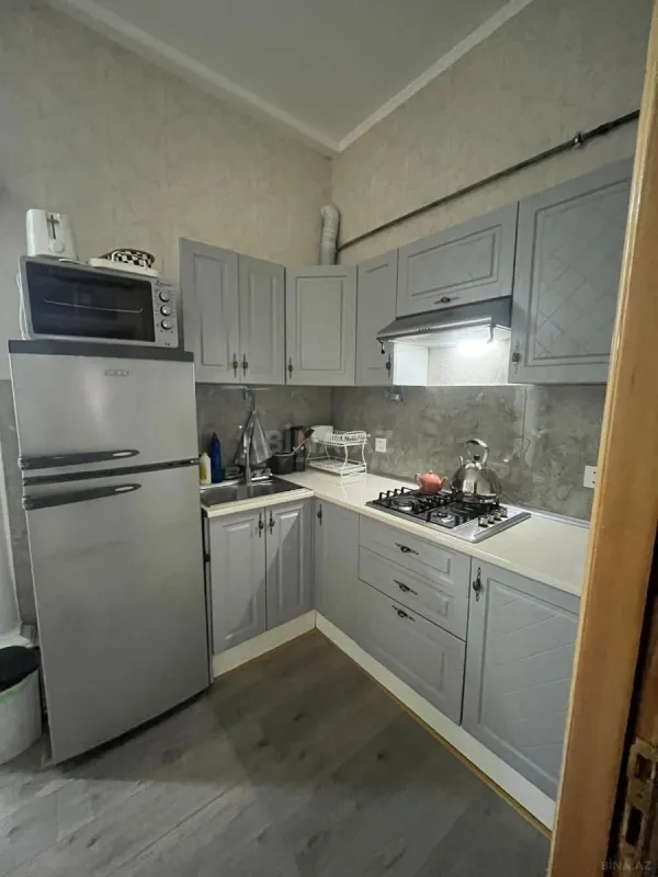 Satılır 3 otaqlı mənzil 76 m²