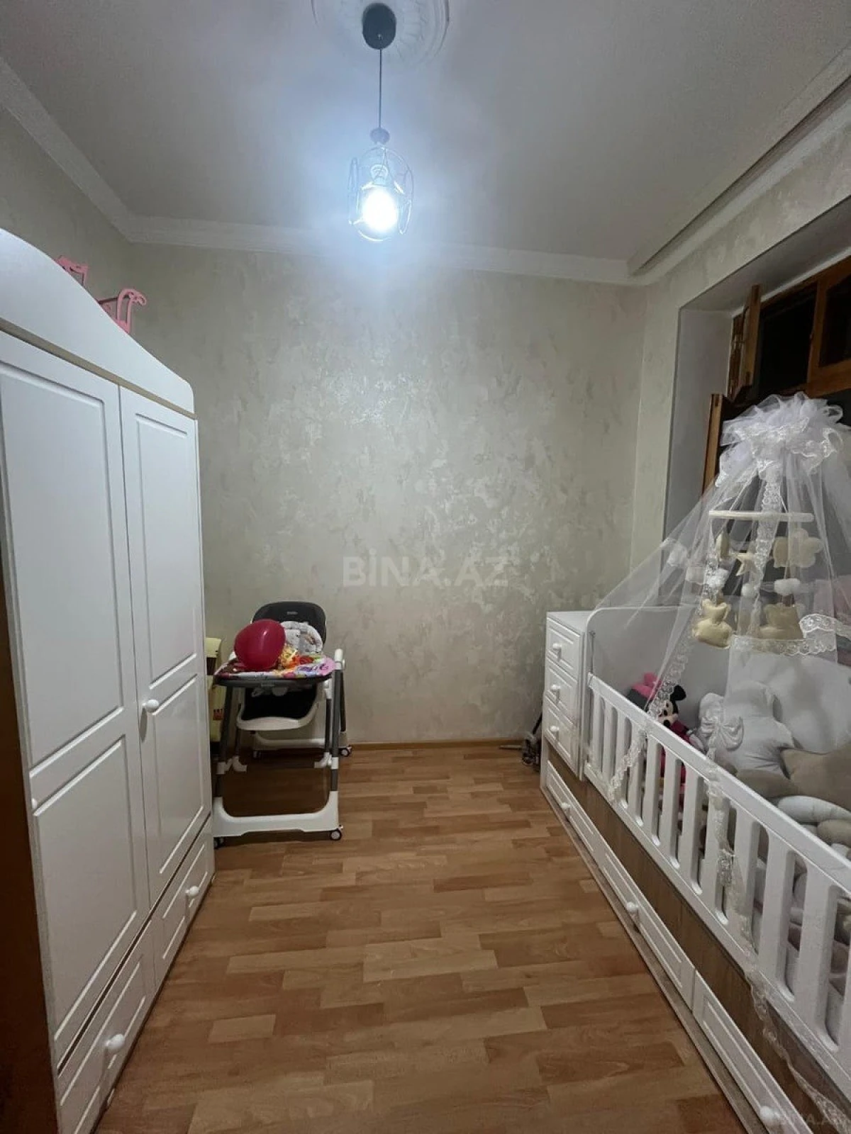 Satılır 3 otaqlı mənzil 76 m²