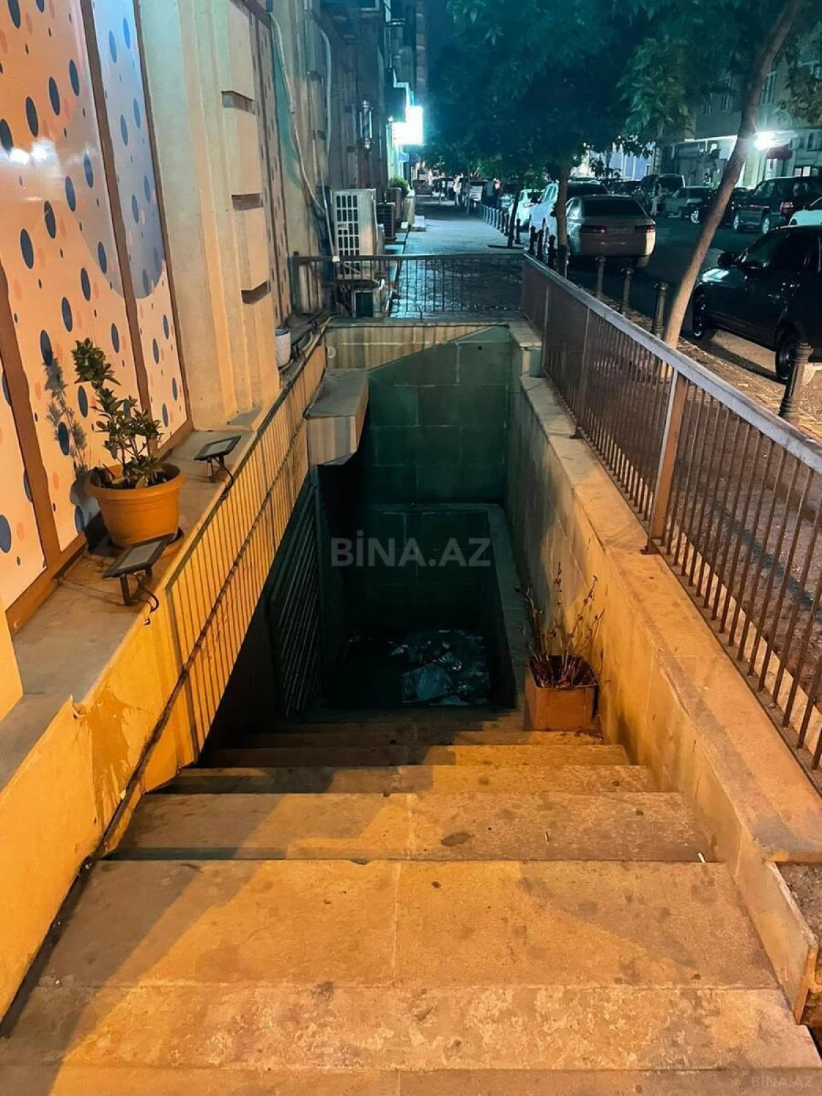 Kirayə verilir obyekt 445 m²