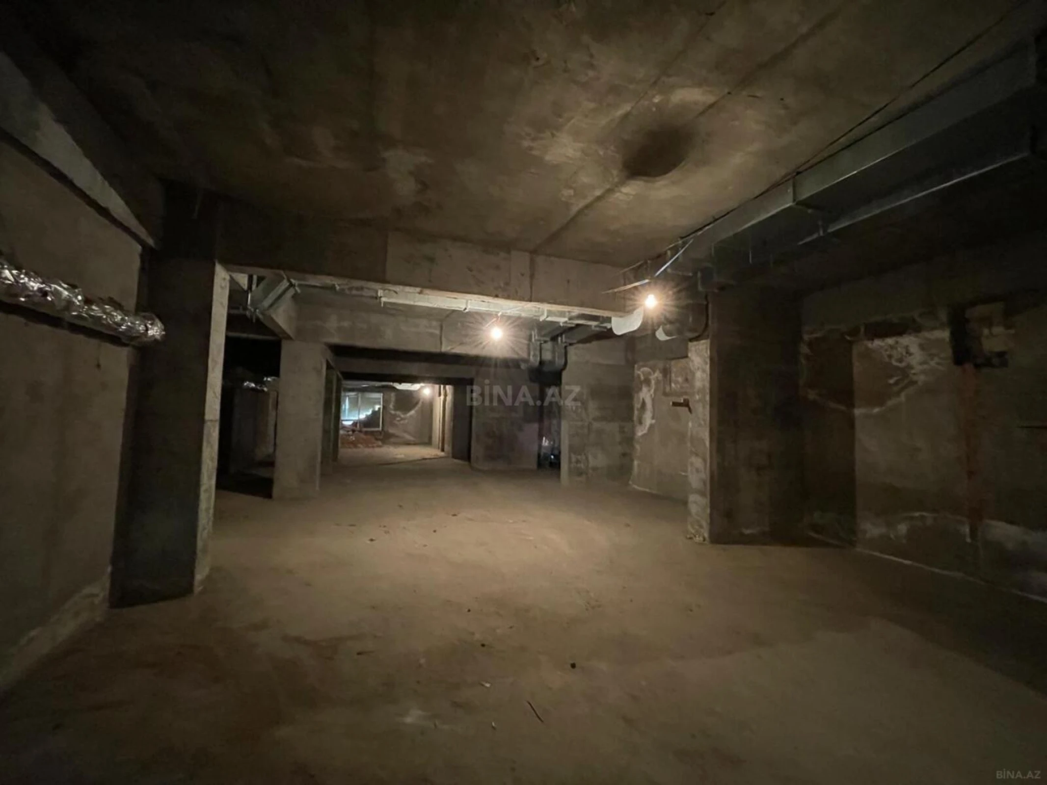 Kirayə verilir obyekt 445 m²