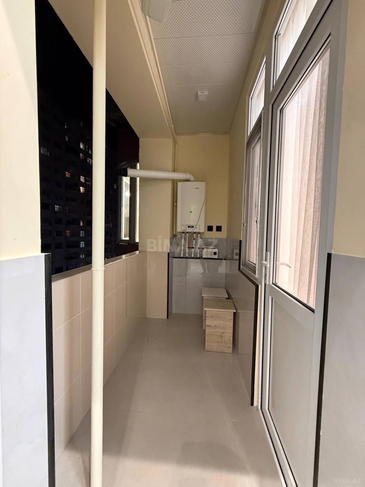 Satılır 3 otaqlı mənzil 106 m²