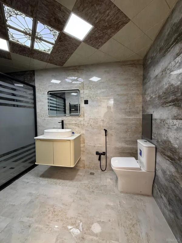 Satılır 3 otaqlı mənzil 106 m²