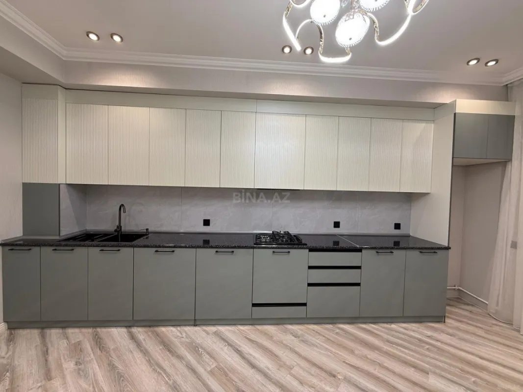 Satılır 3 otaqlı mənzil 106 m²