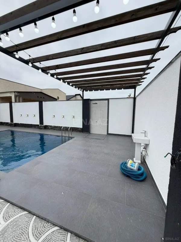 Satılır 4 otaqlı həyət evi 180 m²