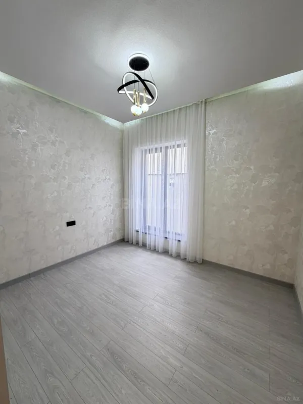 Satılır 4 otaqlı həyət evi 180 m²