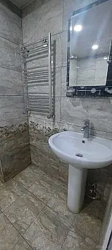 Kirayə verilir 2 otaqlı mənzil 56 m²