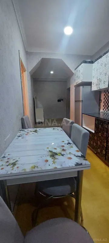 Kirayə verilir 2 otaqlı mənzil 56 m²