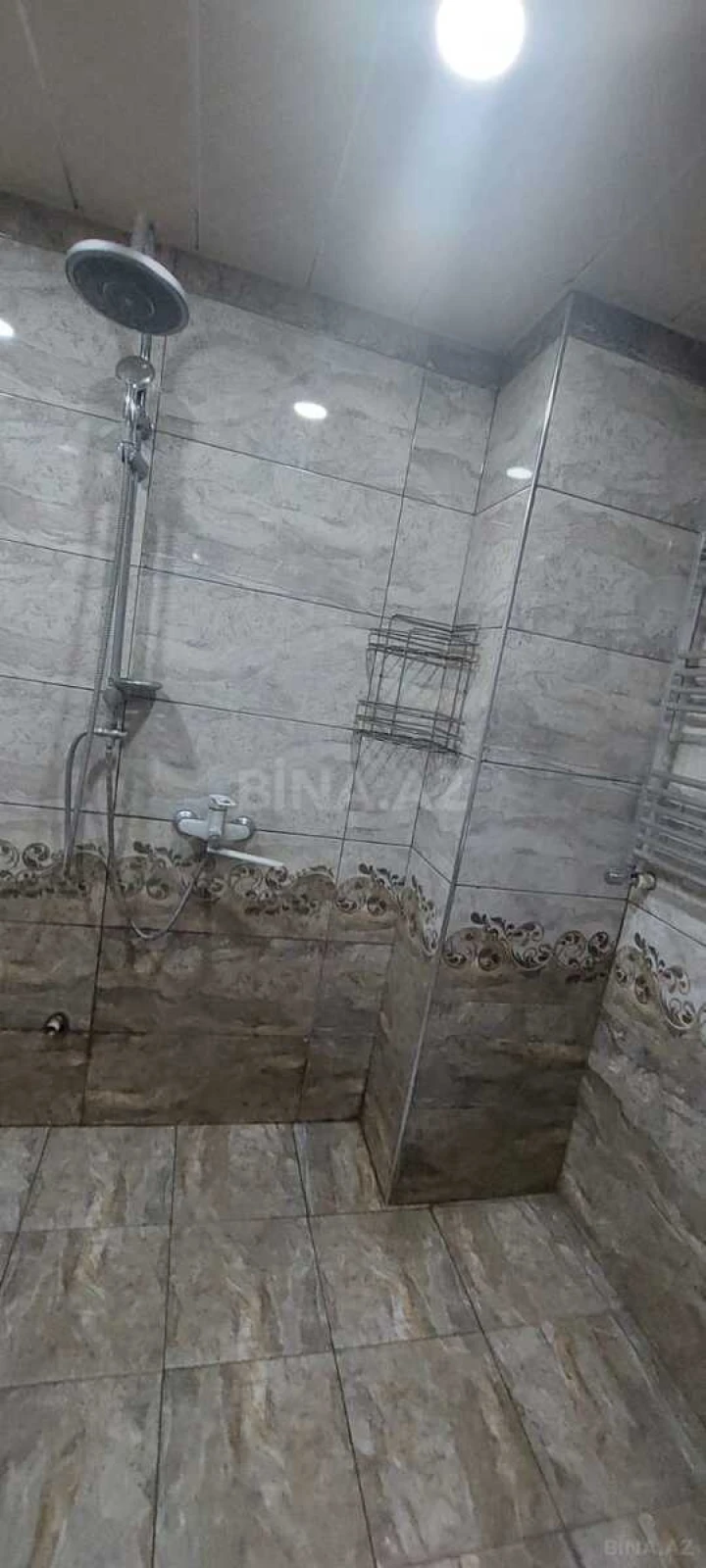 Kirayə verilir 2 otaqlı mənzil 56 m²