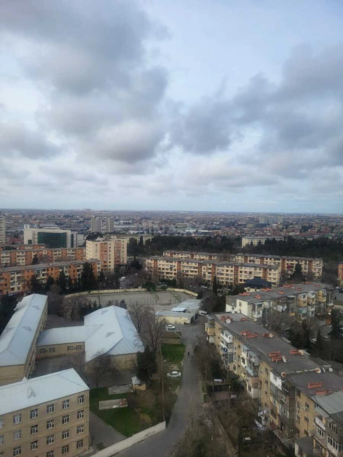 Satılır 3 otaqlı mənzil 97 m²