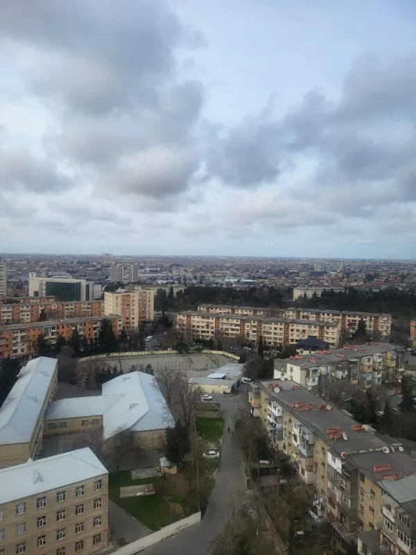 Satılır 3 otaqlı mənzil 97 m²