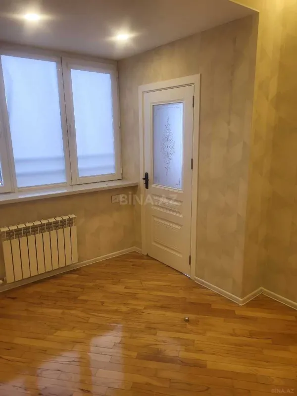 Satılır 3 otaqlı mənzil 97 m²