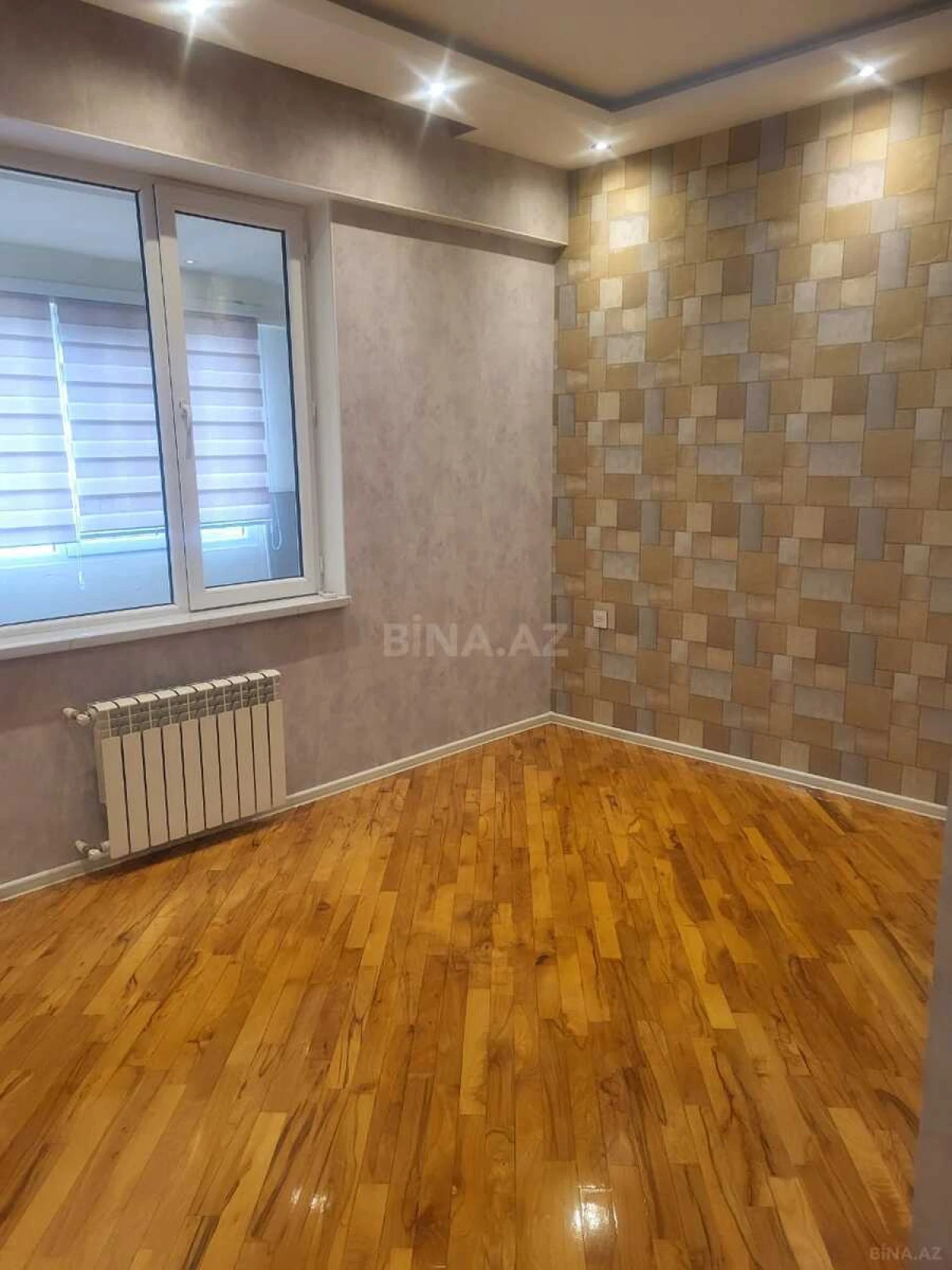 Satılır 3 otaqlı mənzil 97 m²