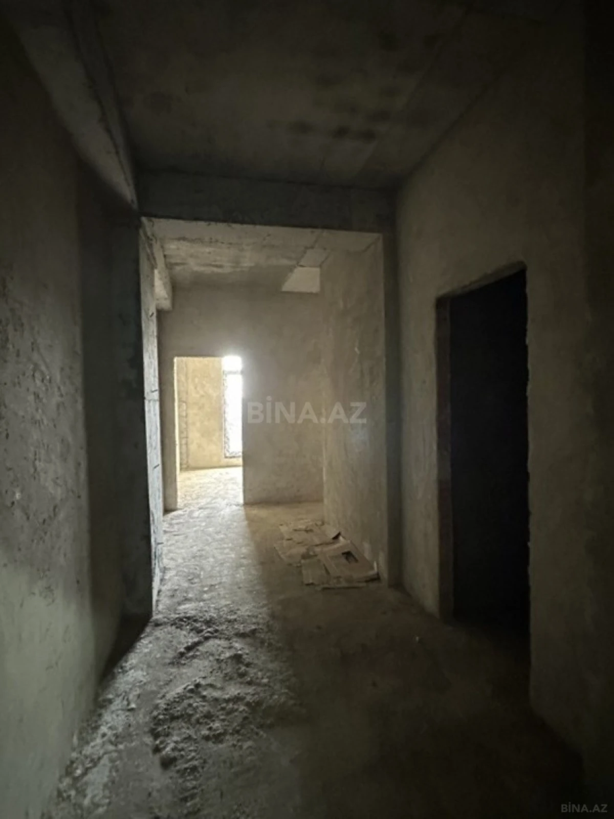 Satılır 2 otaqlı mənzil 73 m²