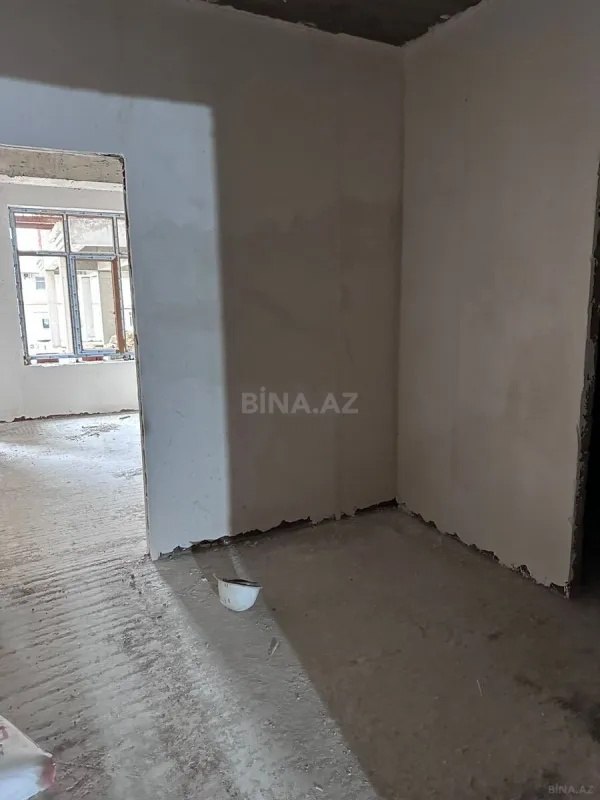 Satılır 3 otaqlı mənzil 106 m²