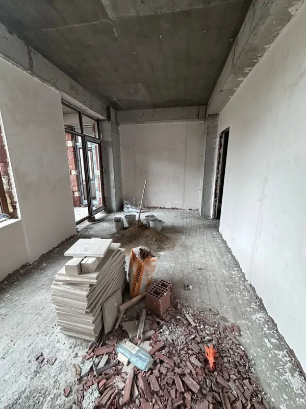 Satılır 3 otaqlı mənzil 106 m²