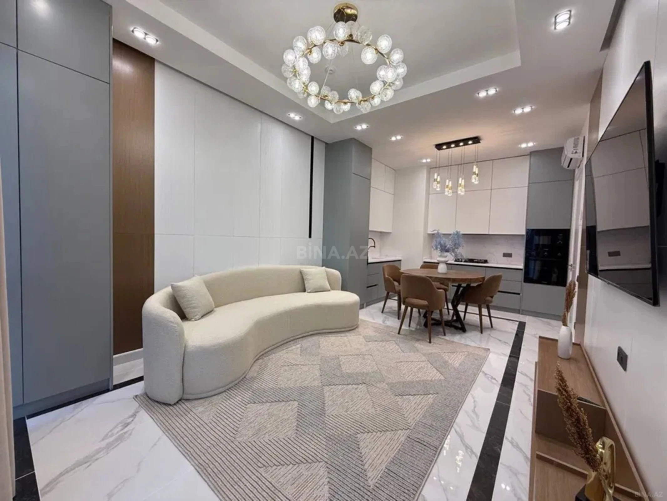 Kirayə verilir 2 otaqlı mənzil 70 m²