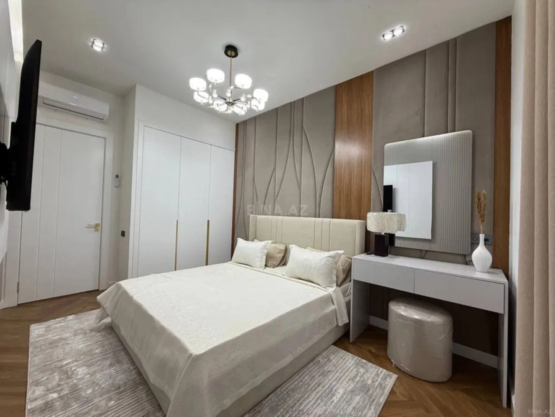 Kirayə verilir 2 otaqlı mənzil 70 m²