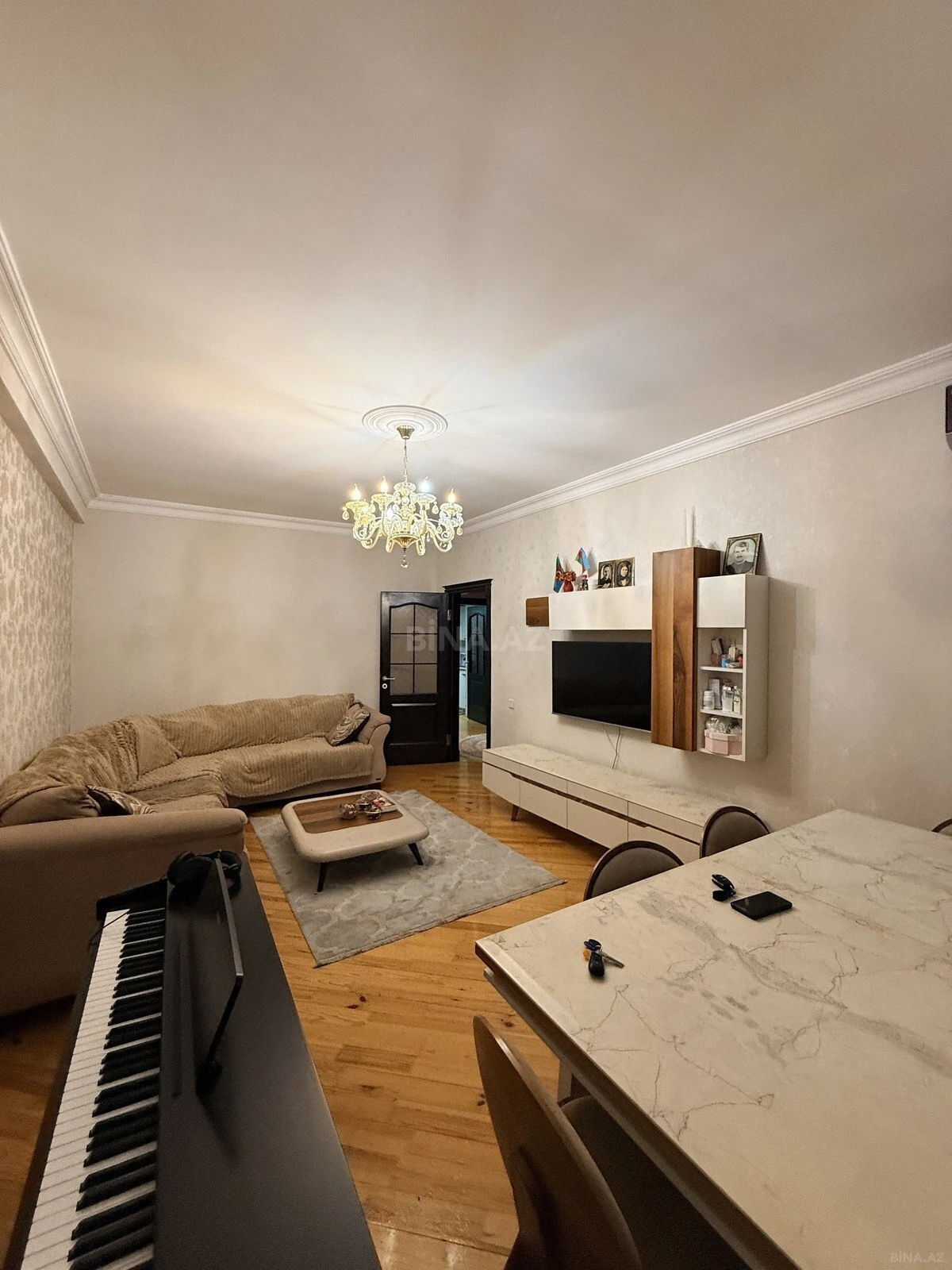 Satılır 3 otaqlı mənzil 110 m²