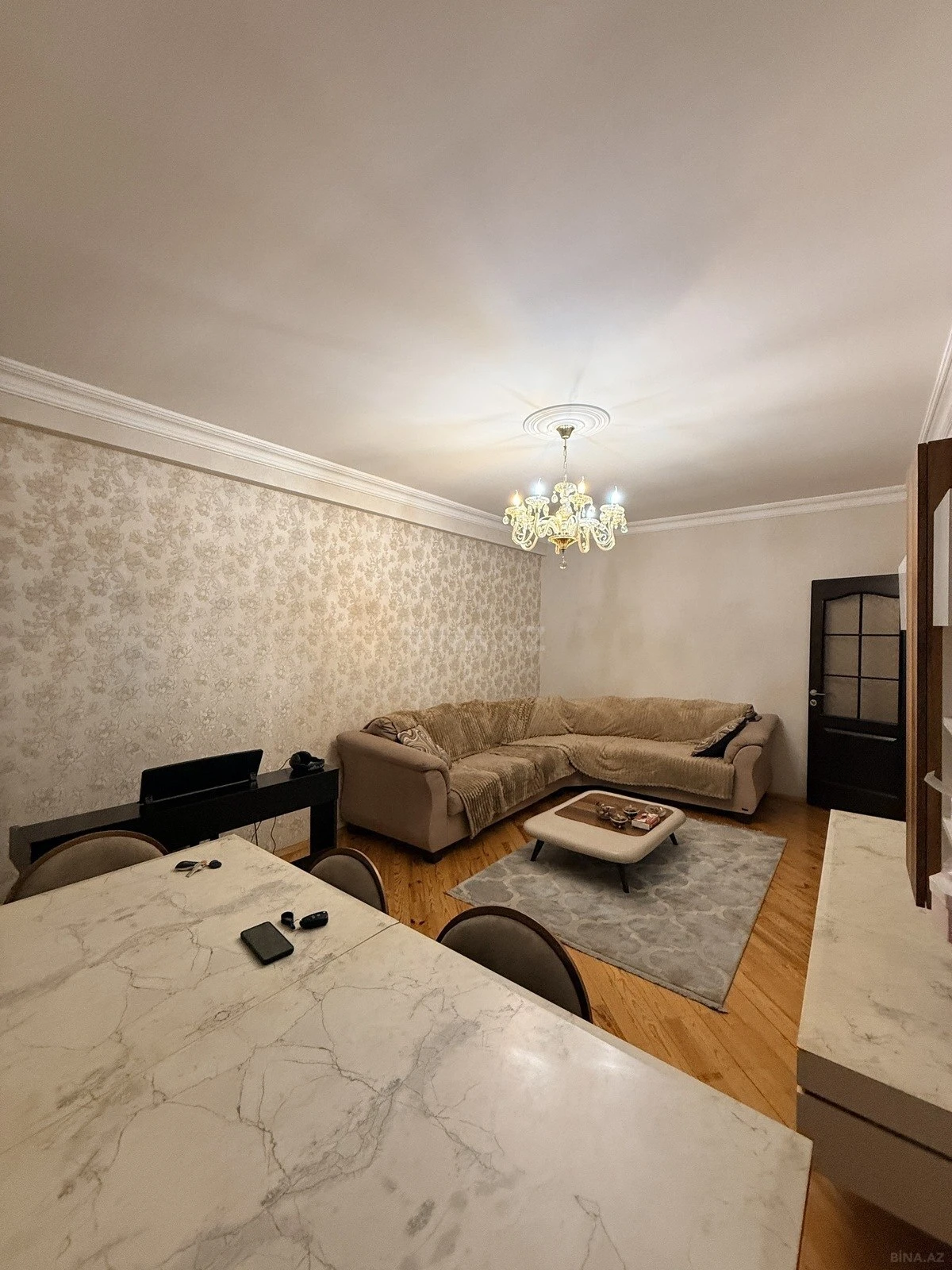 Satılır 3 otaqlı mənzil 110 m²