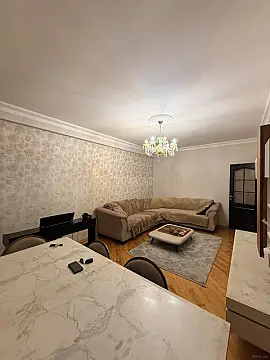 Satılır 3 otaqlı mənzil 110 m²