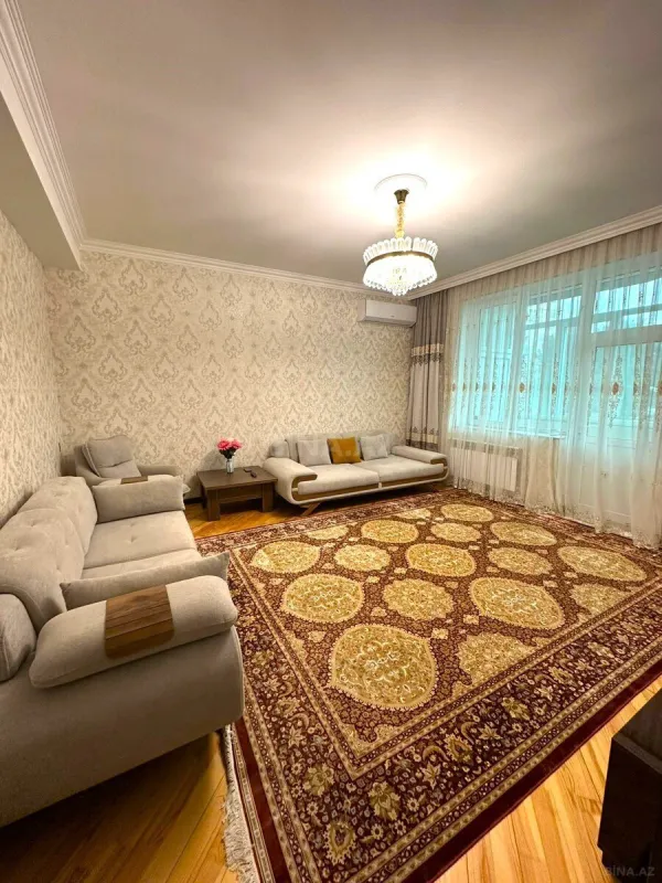 Satılır 3 otaqlı mənzil 110 m²