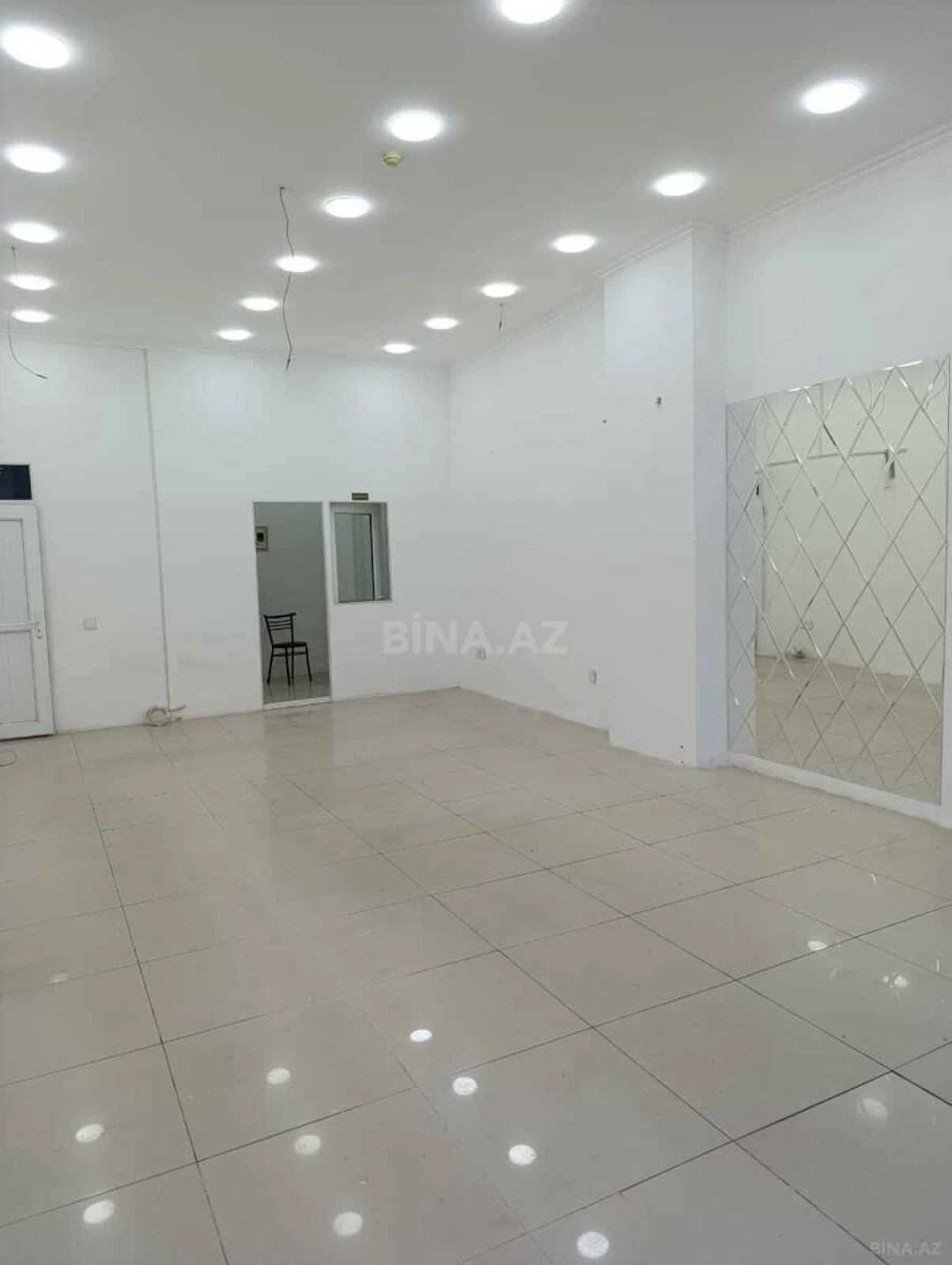 Kirayə verilir obyekt 65 m²