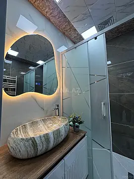 Satılır 3 otaqlı mənzil 106 m²