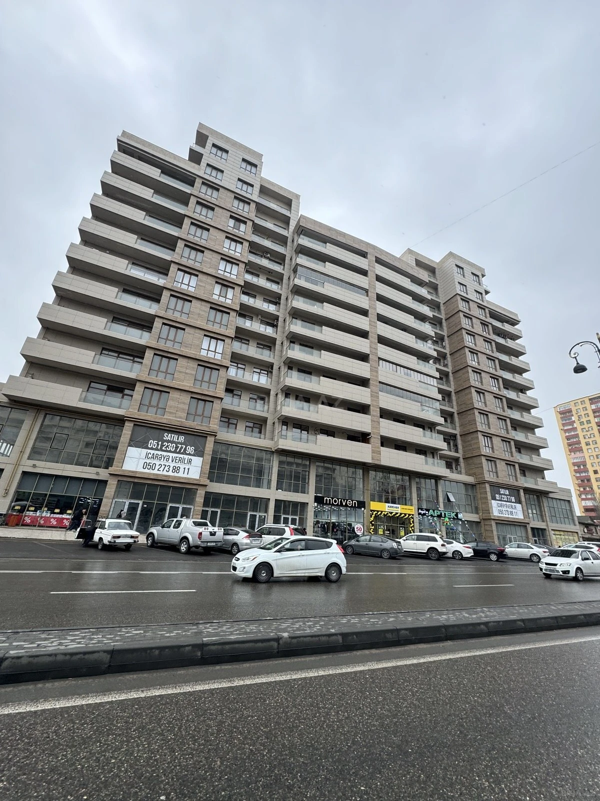 Satılır 3 otaqlı mənzil 106 m²