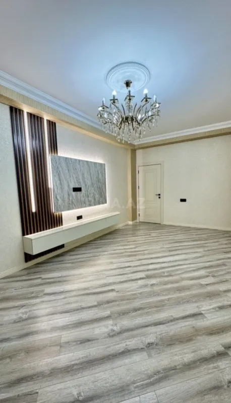 Satılır 3 otaqlı mənzil 98 m²