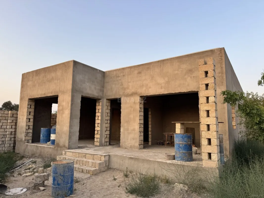 Satılır 5 otaqlı həyət evi 120 m²