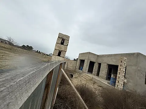 Satılır 5 otaqlı həyət evi 120 m²