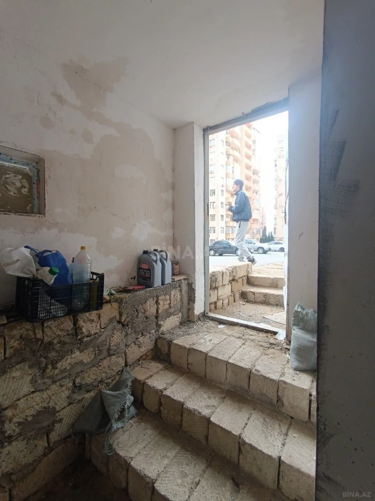 Satılır obyekt 35 m²