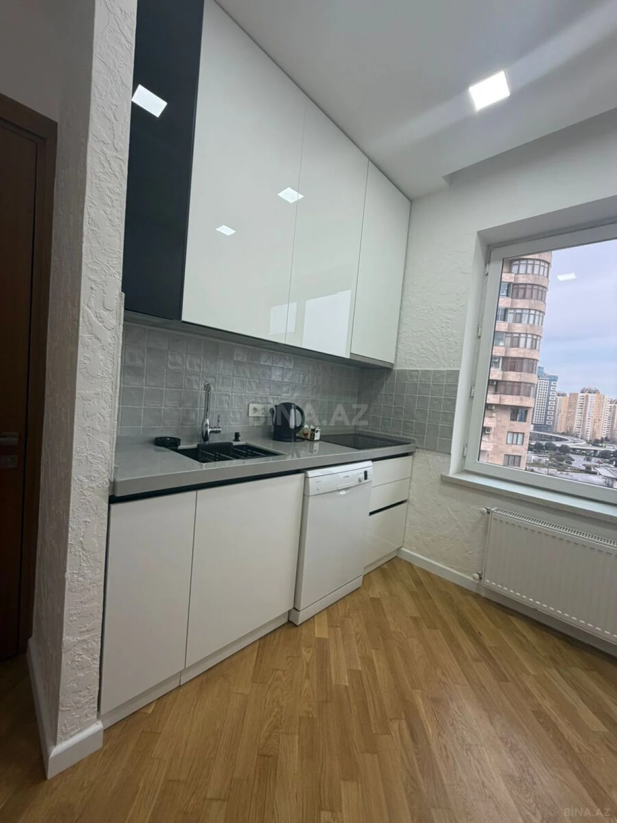 Kirayə verilir 3 otaqlı mənzil 70 m²