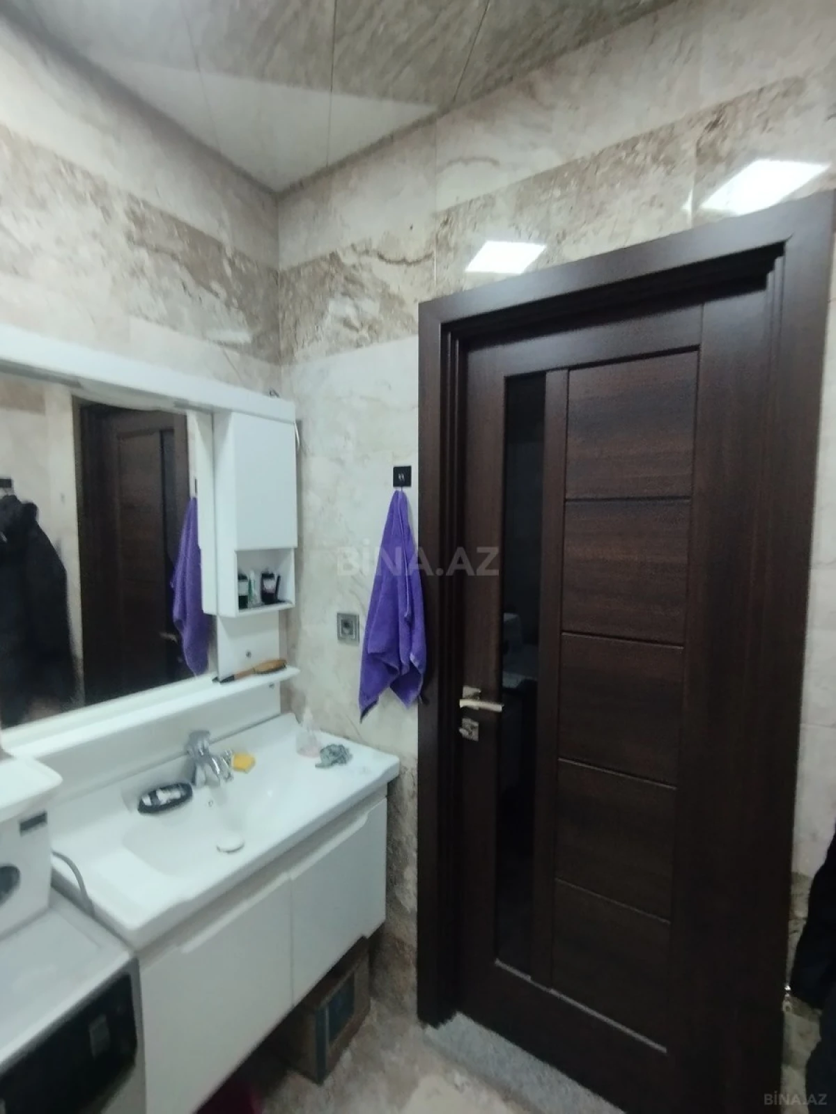 Satılır 3 otaqlı mənzil 107 m²