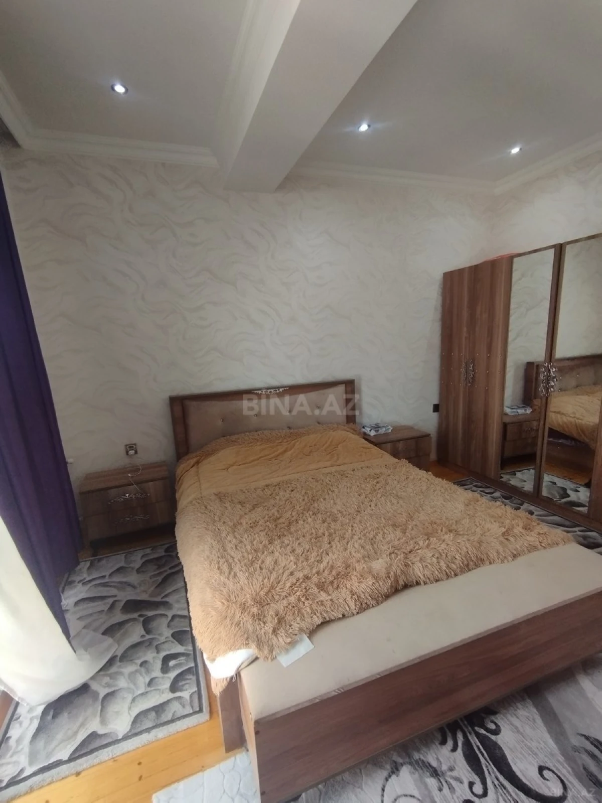 Satılır 3 otaqlı mənzil 107 m²