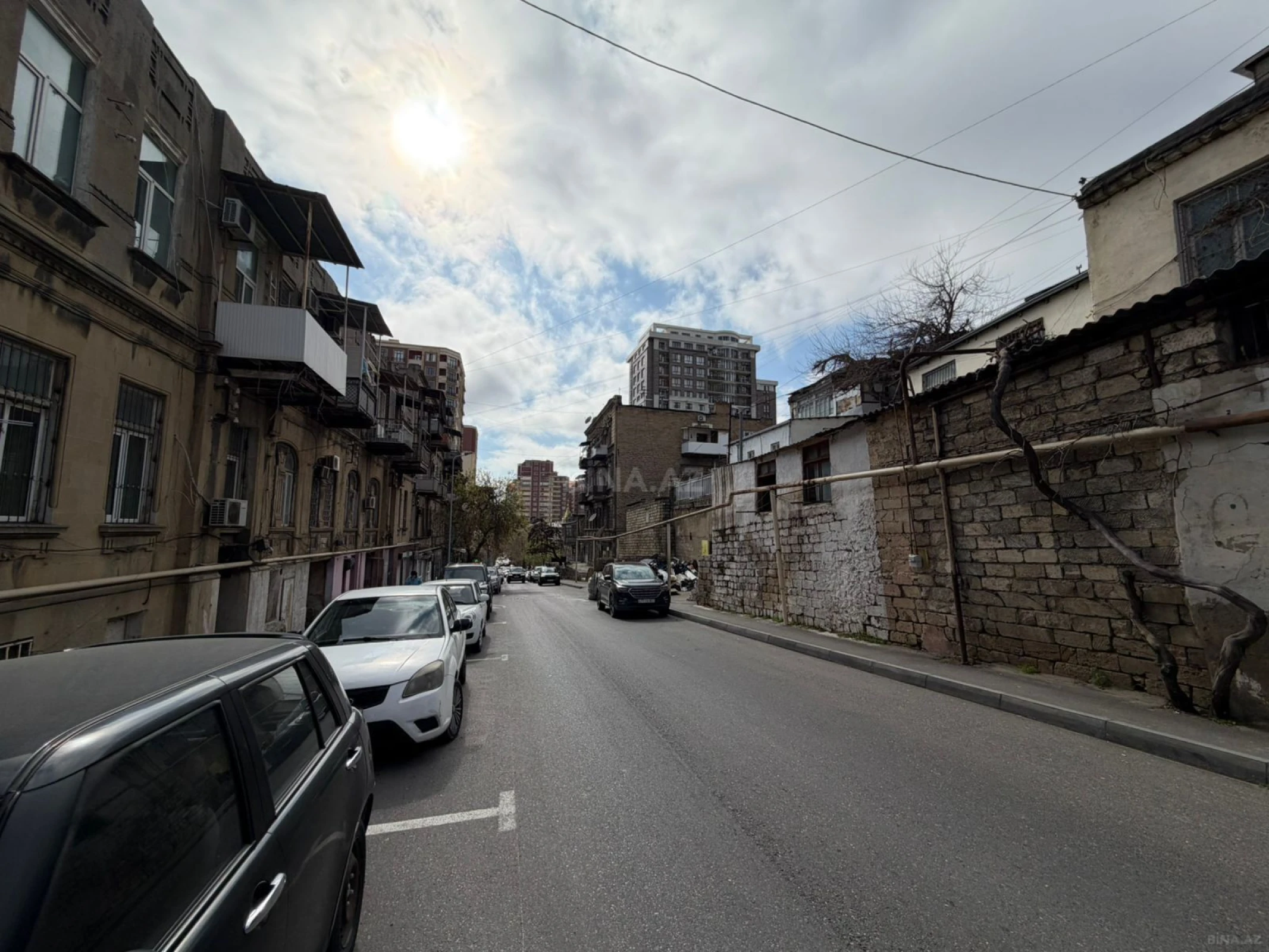 Satılır 3 otaqlı mənzil 90 m²