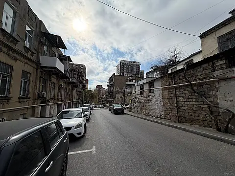 Satılır 3 otaqlı mənzil 90 m²